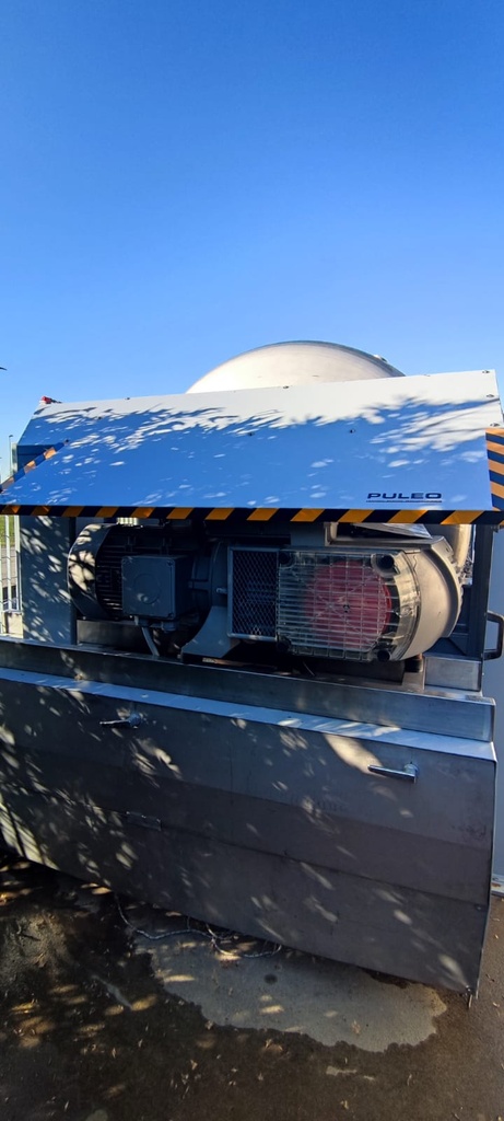 PRESSA PNEUMATICA USATA TANK CHIUSO PULEO 150 CON RIALZI 