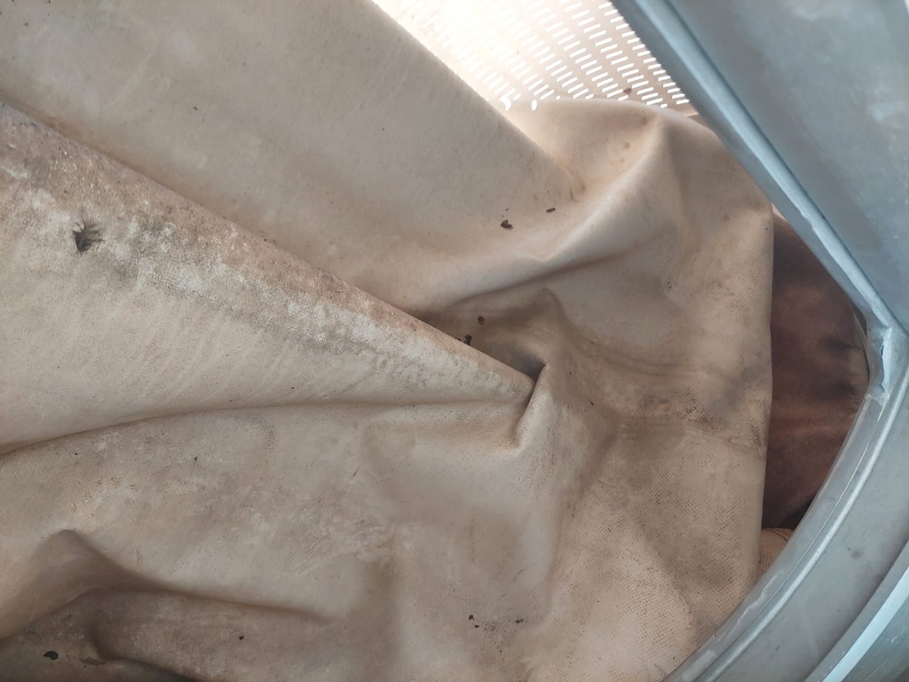 PRESSA PNEUMATICA USATA E REVISIONATA IMEX - DELLA TOFFOLA  N.S. 932 - TANK FORATO 16 HL